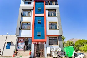 FabHotel The Sunrise - Hotel in Pratap Nagar, Udaipur image