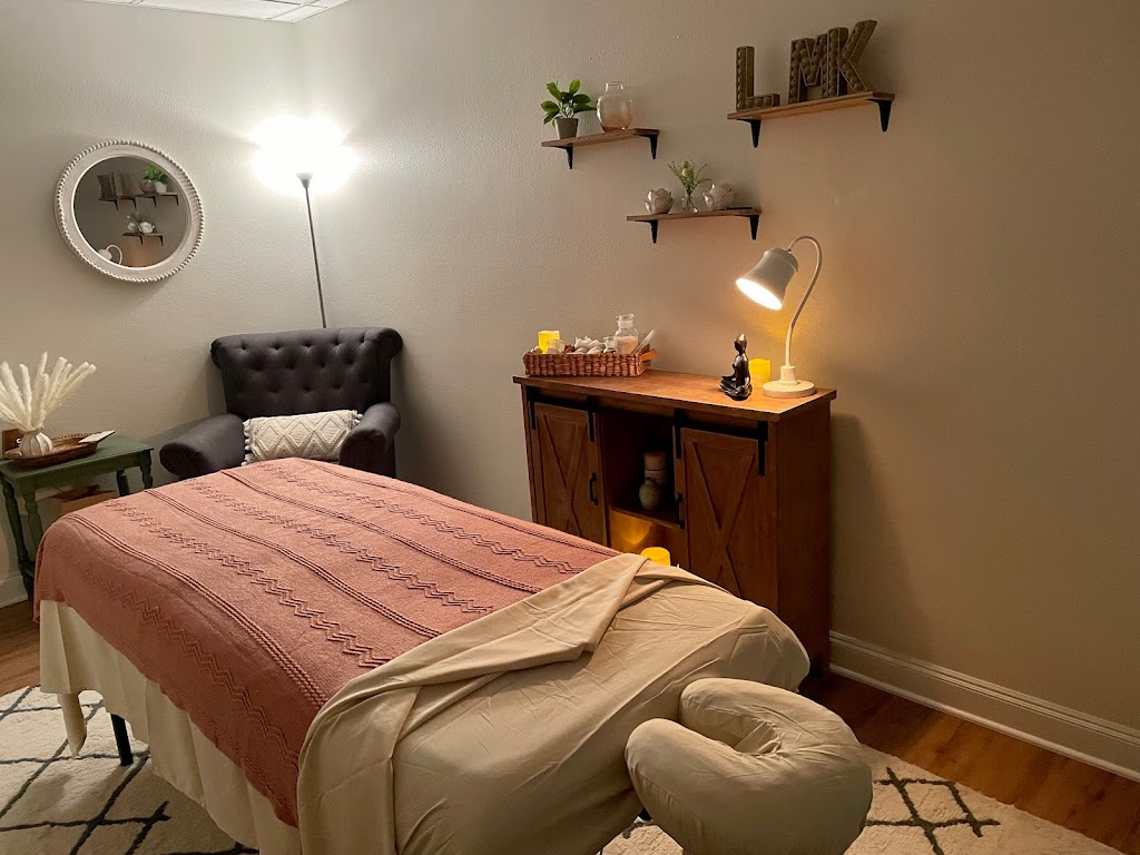 LMK Massage Therapy 98022