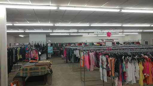 Thrift Store «The Salvation Army Family Store & Donation Center», reviews and photos, 51200 Van Dyke, Shelby Charter Township, MI 48316, USA
