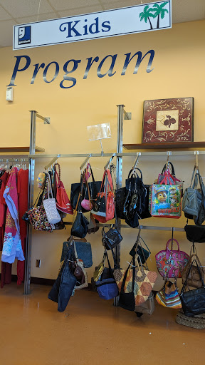 Thrift Store «Goodwill Palm City Store & Donation Center», reviews and photos, 3078 SW Martin Downs Blvd, Palm City, FL 34990, USA