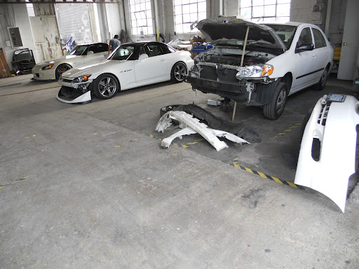 Auto Body Shop «ACP Auto Body Collision - Portland», reviews and photos, 10033 E Burnside St, Portland, OR 97216, USA