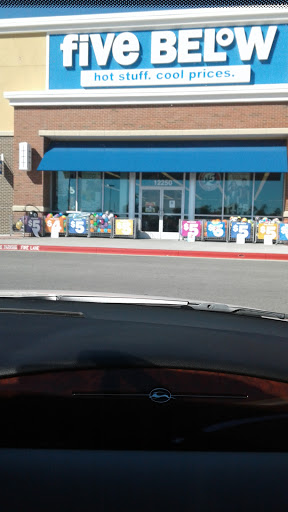 Variety Store «Five Below», reviews and photos, 12250 15 St, Grandview, MO 64030, USA