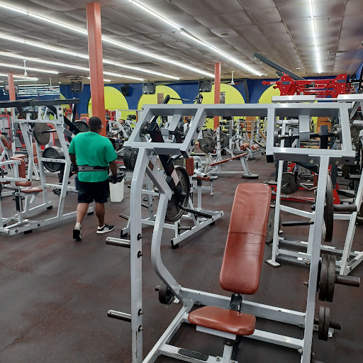 Gym «Colosseum Gym», reviews and photos, 525 Irvington Ave # 5, Newark, NJ 07106, USA