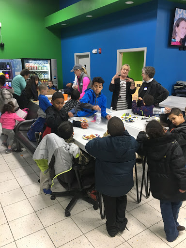 Laundromat «Suds Up Laundromat», reviews and photos, 540 Southbridge St, Worcester, MA 01610, USA