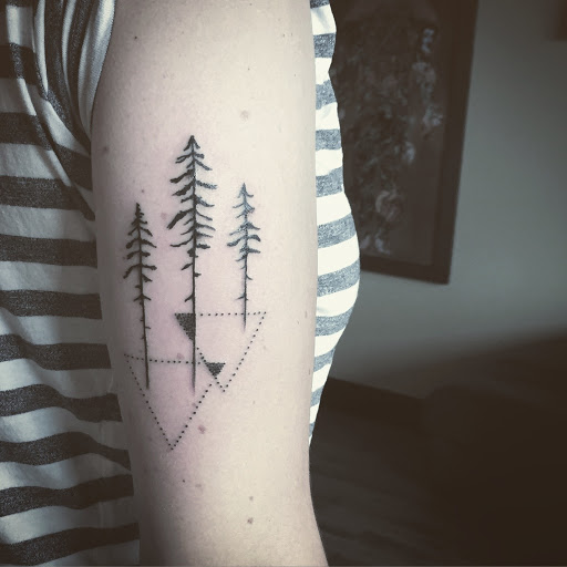 Tattoo Shop «Impulse Ink Tattoo», reviews and photos, 2113 Coulee Rd, Hudson, WI 54016, USA