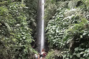 Dumalabdab falls image