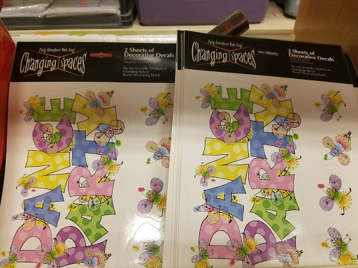 Thrift Store «Restoration Ministries Thrift», reviews and photos, 14950 Dixie Hwy, Harvey, IL 60426, USA