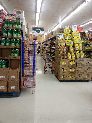 Supermarket «Foodway», reviews and photos, 206 W Glebe Rd, Alexandria, VA 22305, USA