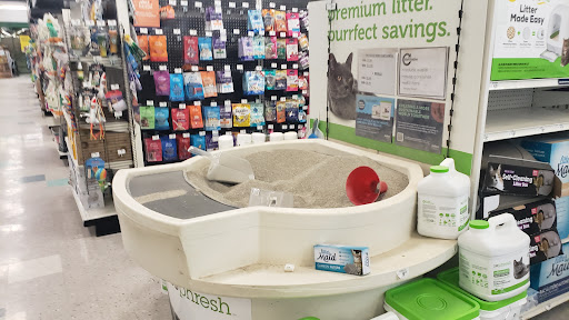 Pet Supply Store «Petco Animal Supplies», reviews and photos, 629 E Dundee Rd, Palatine, IL 60067, USA