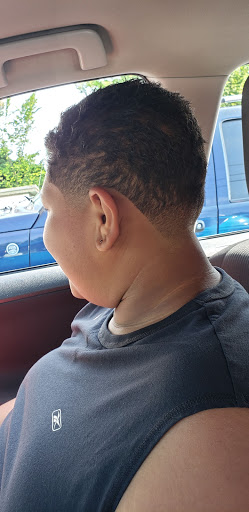 Barber Shop «Thumbs Up Barber Shop», reviews and photos, 544 John Fitch Hwy, Fitchburg, MA 01420, USA