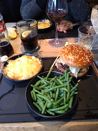 Photo n°65 de Hippopotamus Steakhouse à Rueil-Malmaison ()