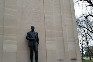 Robert A. Taft Memorial and Carillon