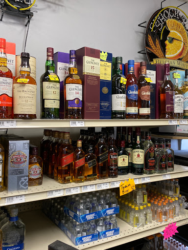 Liquor Store «Village Green Liquors», reviews and photos, 15092 E Mississippi Ave, Aurora, CO 80012, USA