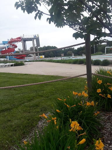 Water Park «White Water Canyon Water Park», reviews and photos, 8221 W 171st St, Tinley Park, IL 60477, USA