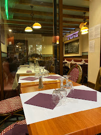 Atmosphère du Restaurant français Chez Mounier à Lyon - n°10
