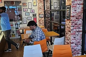 Costa Cafe image