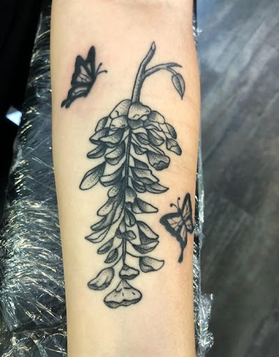 Explore perfectly imperfect tattoo ideas, creative tattoo ideas in Clermont, available at Absolute Tattoo & Piercing Clermont Fl.