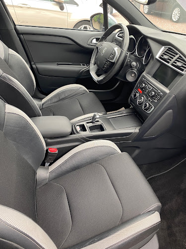 Comentarii opinii despre VILLARD AUTOMOBILES SAS