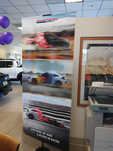 Woodland Hills Honda image