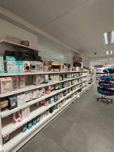 Beoordelingen van DI BASTOGNE in Aarlen - Cosmeticawinkel