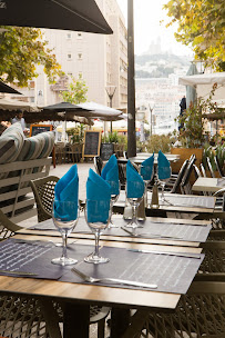 Atmosphère du Restaurant de fruits de mer l’écailler du panier à Marseille - n°4