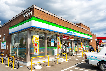 ファミリーマート 千歳新富3丁目店