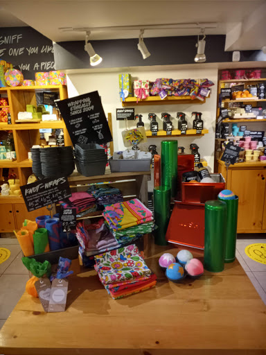 Cosmetics Store «Lush», reviews and photos, 1001 Aliceanna St, Baltimore, MD 21202, USA