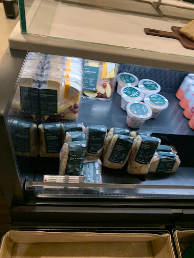 Coffee Shop «Starbucks», reviews and photos, 13104 CA-33, Gustine, CA 95322, USA