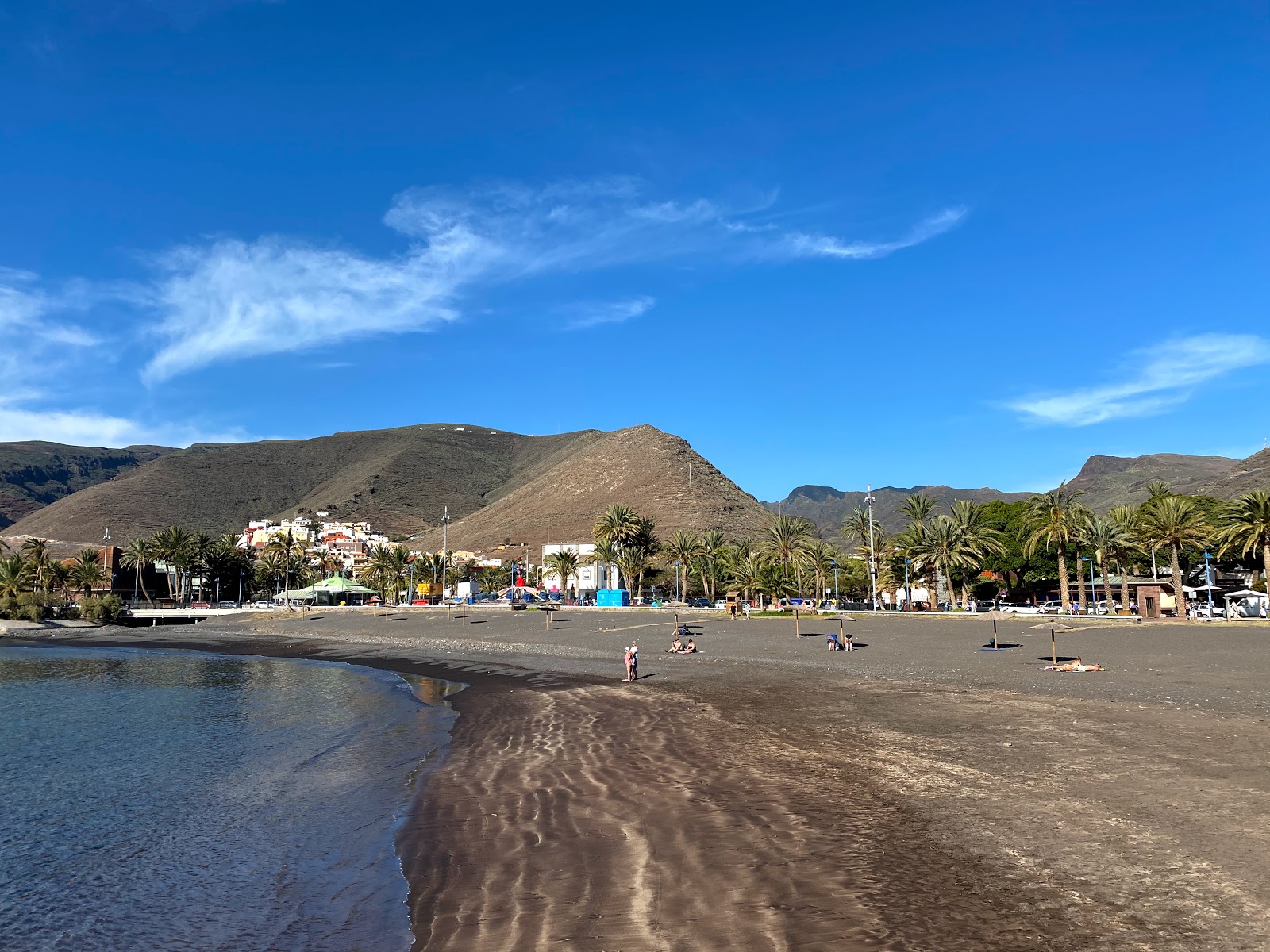 Foto di Playa San Sebastian e l'insediamento