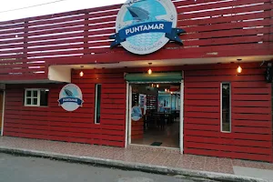 Mariscos Puntamar image