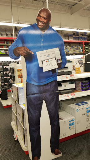 Office Supply Store «Staples», reviews and photos, 809 Hebron Rd, Newark, OH 43055, USA