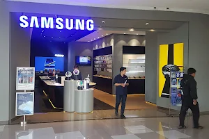 Samsung Experience Store - Lagoon Avenue Mall image