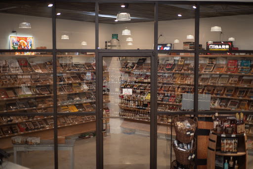 Liquor Store «Hokus Pokus Liquors», reviews and photos, 36519 Oak Plaza Ave Suite B, Prairieville, LA 70769, USA