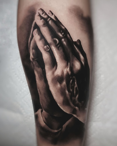 Tattoo Shop «The Washington Tattoo Collective», reviews and photos, 830 W 5th St, Washington, MO 63090, USA