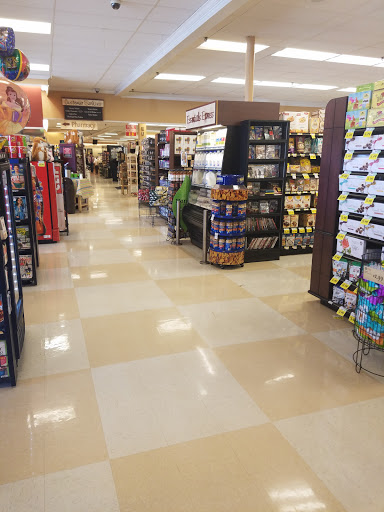 Grocery Store «D & W Fresh Market», reviews and photos, 2181 Wealthy St SE, East Grand Rapids, MI 49506, USA