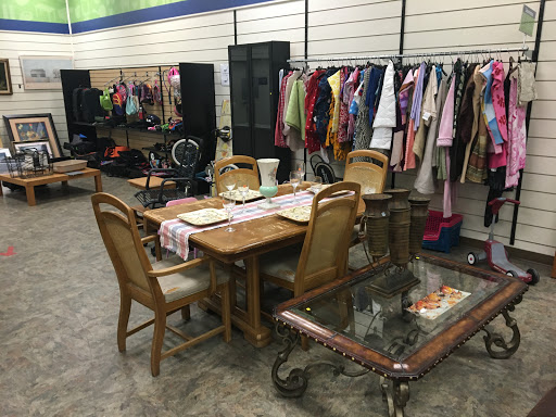 Thrift Store «Goodwill, Serving the People of Southern Los Angeles County», reviews and photos, 800 W Pacific Coast Hwy, Long Beach, CA 90806, USA