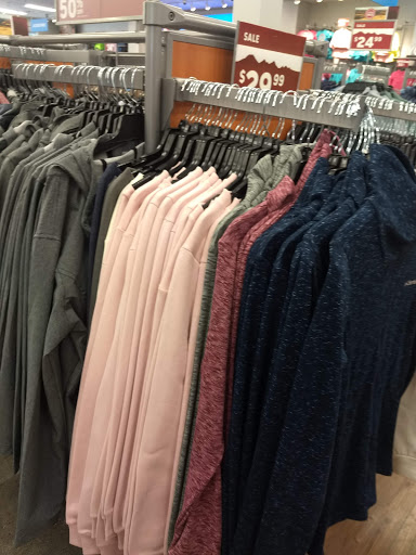 Sportswear Store «Columbia Sportswear Outlet Store at Bend Factory Stores», reviews and photos, 61334 S Hwy 97 #440, Bend, OR 97702, USA