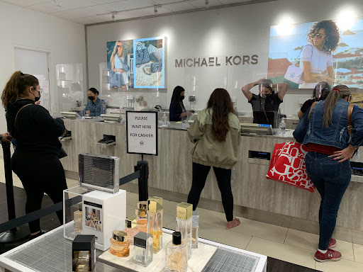 Fashion Accessories Store «Michael Kors», reviews and photos, 100 Citadel Dr #456, Commerce, CA 90040, USA