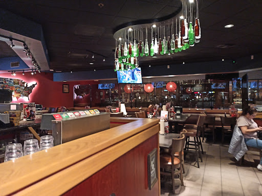 Shopping Mall «Canyon Place Shopping Center», reviews and photos, 3805 SW 117th Ave, Beaverton, OR 97005, USA