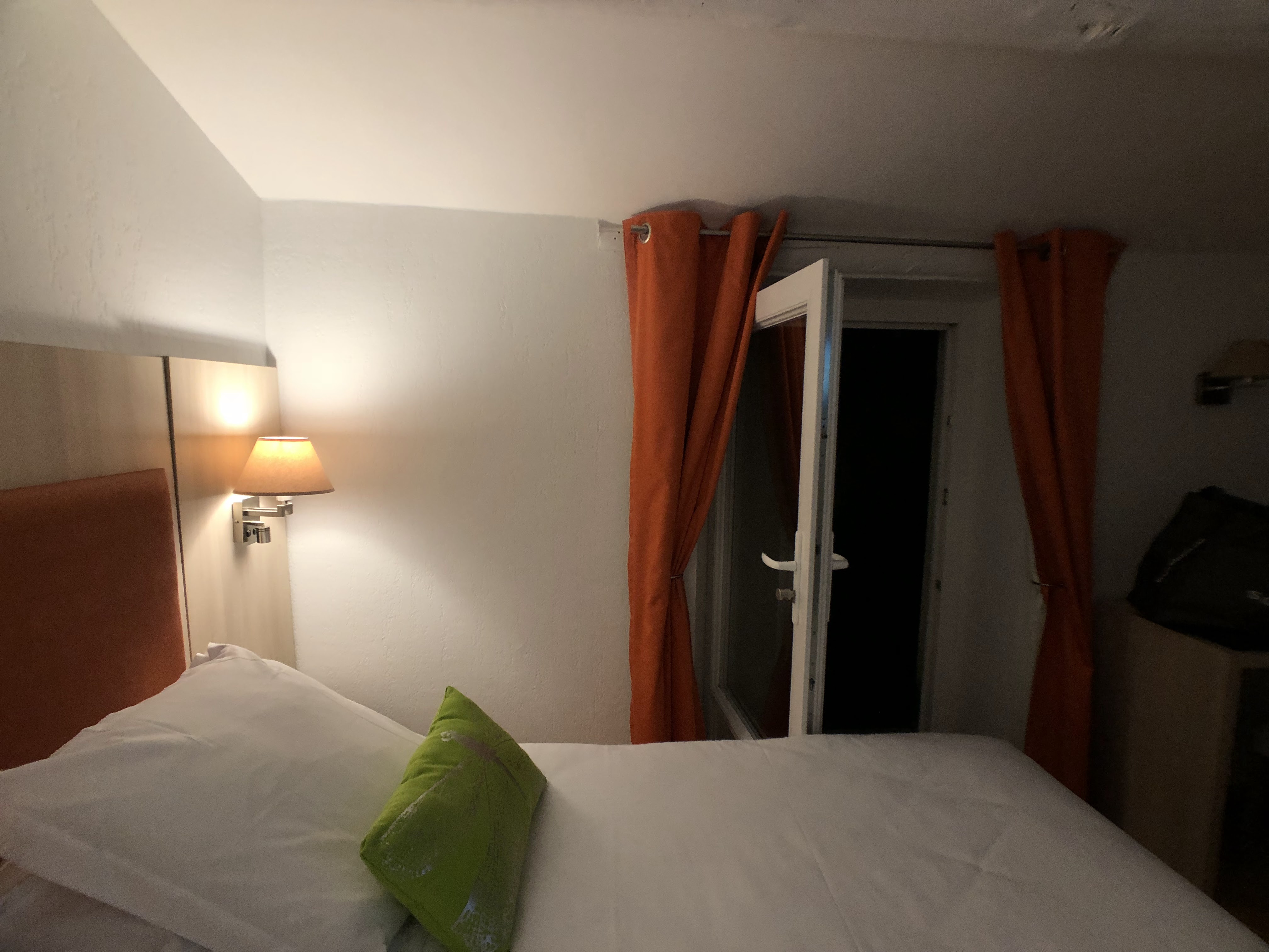 Photo n° 6 de l'avis de Kar. fait le 15/03/2018 à 05:50
