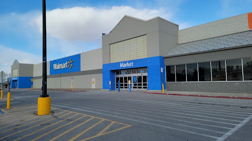 Department Store «Walmart Supercenter», reviews and photos, 300 Iowa Speedway Dr, Newton, IA 50208, USA