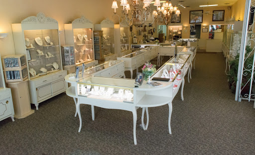 Urbanowicz Jewelers, 600 Caste Vlg, Pittsburgh, PA 15236, USA, 