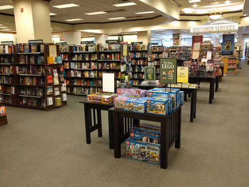 Book Store «Barnes & Noble», reviews and photos, 7119 South 1300 East St, Midvale, UT 84047, USA