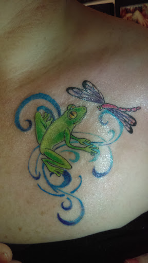 Explore sparrow tattoo ideas, creative tattoo ideas in Brunswick, available at Street Life Tattoos