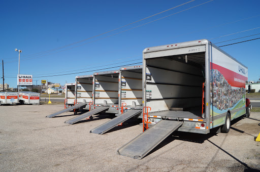 U-Haul Moving & Storage at Waco Dr