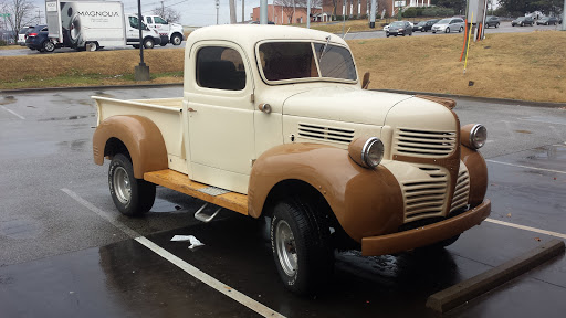 Auto Parts Store «Advance Auto Parts», reviews and photos, 10702 Kingston Pike, Knoxville, TN 37934, USA