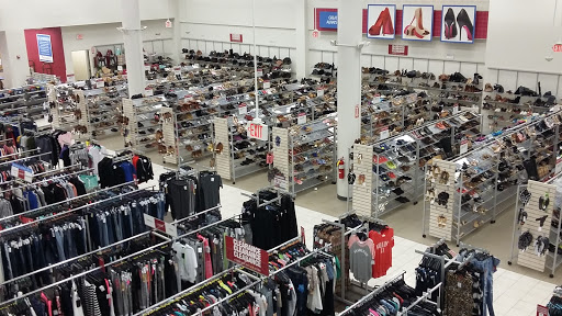 Clothing Store «Burlington Coat Factory», reviews and photos, 100 S 69th St, Upper Darby, PA 19082, USA