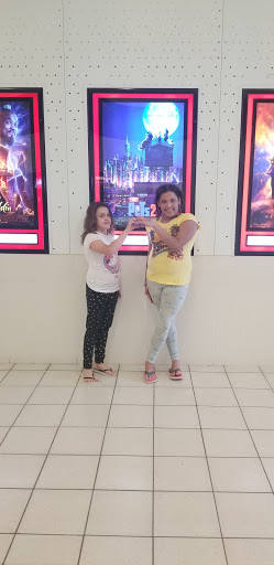 Movie Theater «Regal Cinemas Great Northern Mall 10 & RPX», reviews and photos, 450 Great Northern Blvd, North Olmsted, OH 44070, USA