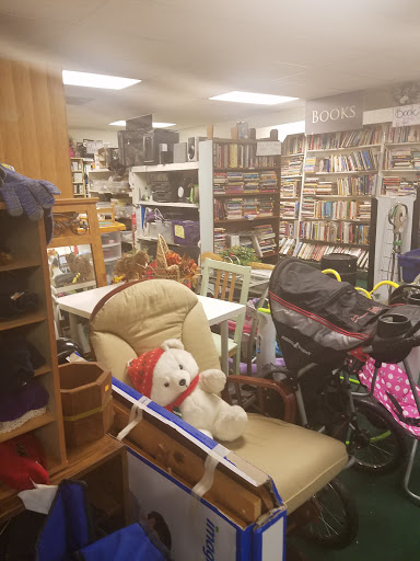 Thrift Store «Life Center Thriftshop», reviews and photos, 6331 6th Ave, Tacoma, WA 98406, USA