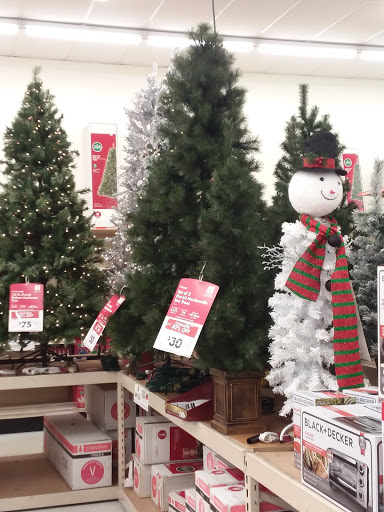 Discount Store «Big Lots», reviews and photos, 4628 W Diversey Ave, Chicago, IL 60639, USA